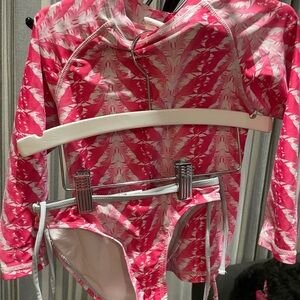 Snapper rock rash guard and bottom size 4